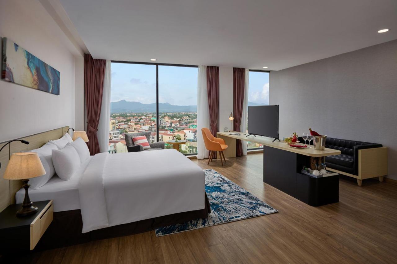 Khach San Sam Quang Binh Hotell Dong Hoi Exteriör bild