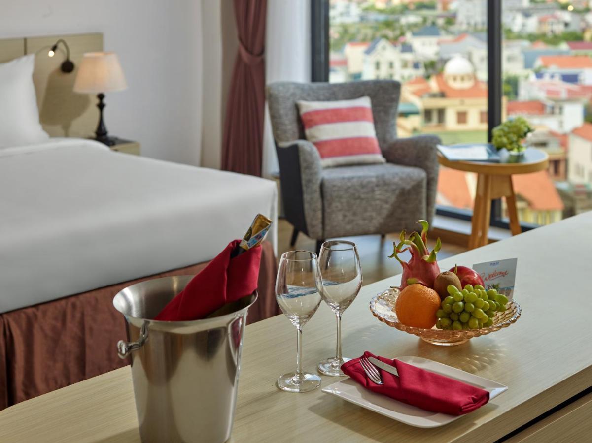 Khach San Sam Quang Binh Hotell Dong Hoi Exteriör bild