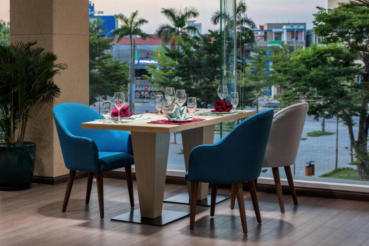 Khach San Sam Quang Binh Hotell Dong Hoi Exteriör bild