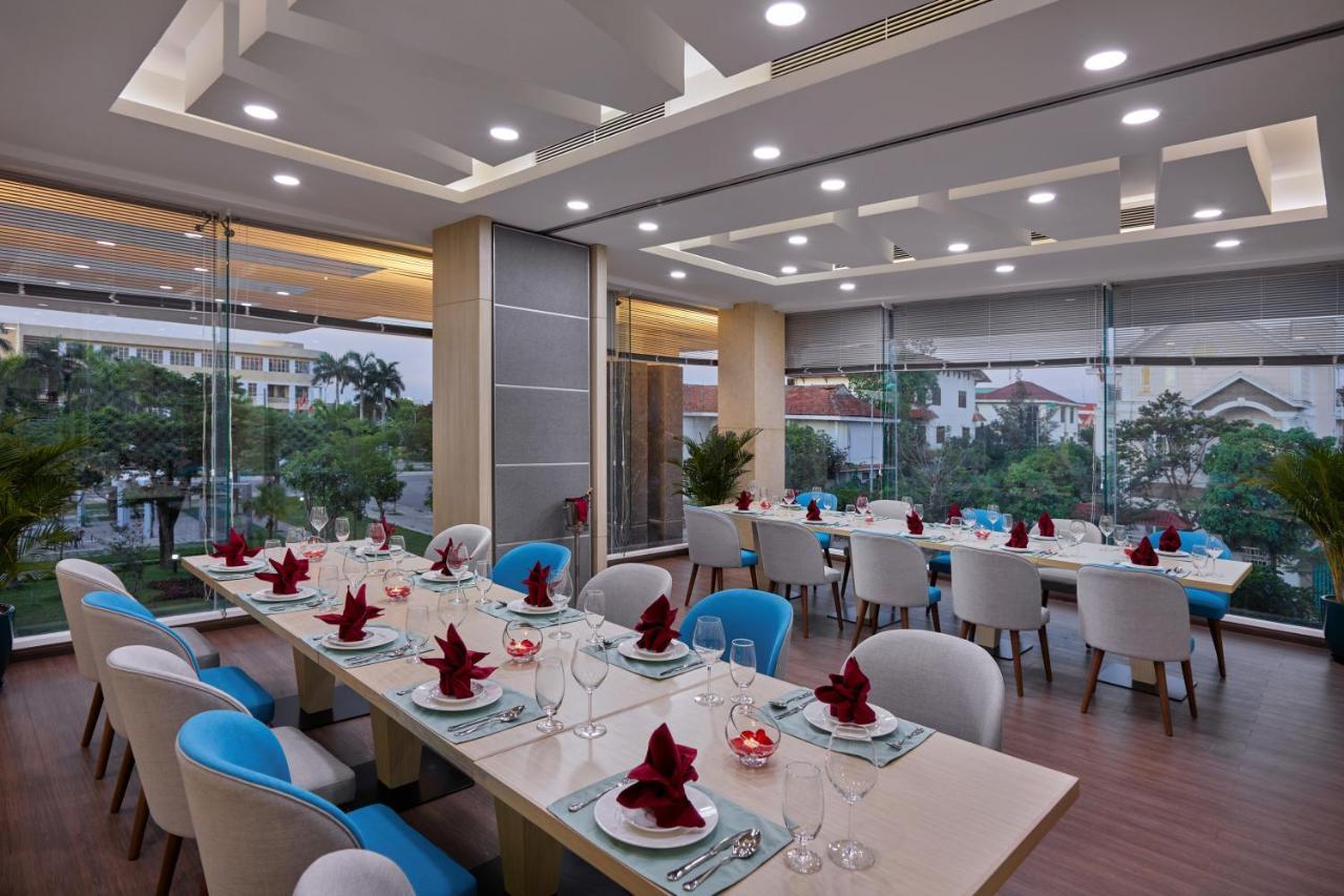 Khach San Sam Quang Binh Hotell Dong Hoi Exteriör bild